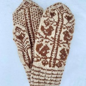 Hand knit wool mittens